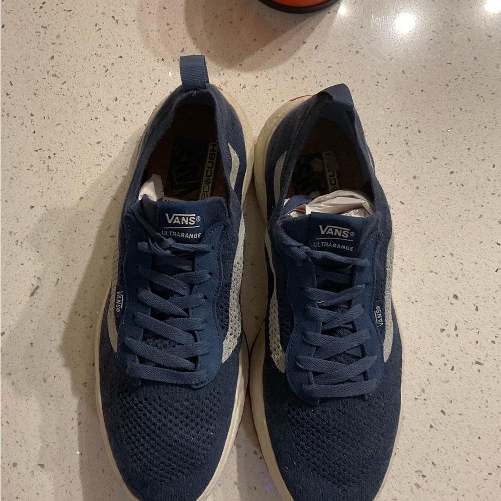 Vans Men's Dark Blue and White Sneakers